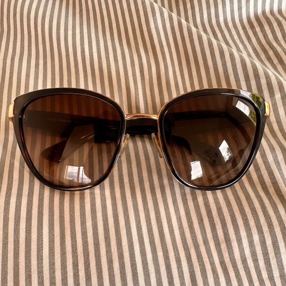 Dolce & Gabbana Women's Sunglasses - Picture 2 of 3